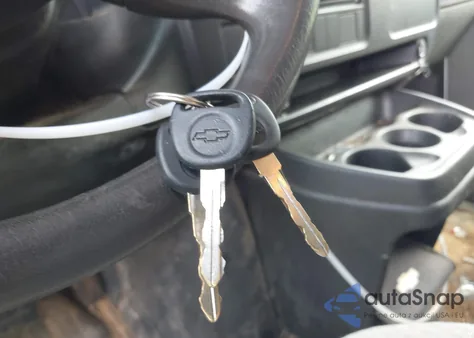 2006 Chevrolet Express Work Van from USA, damaged, VIN 1GCHG35V861259178